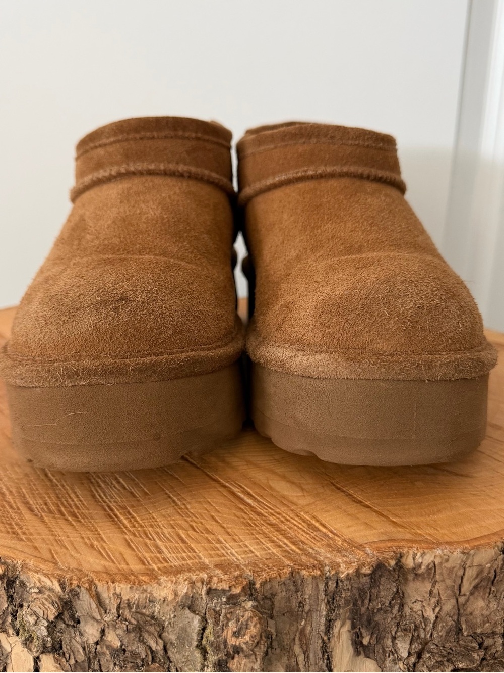 Bearpaw | Women's Retro Super Shorty Platform Boots - Picture 3 of 9